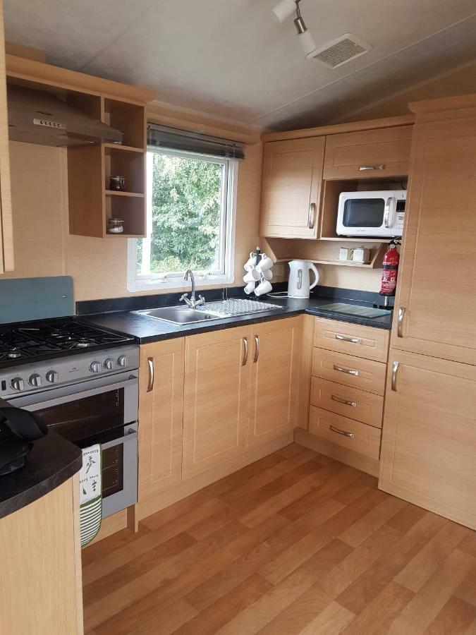 Caravan For Rent At Tattershall Holiday Park Ngoại thất bức ảnh